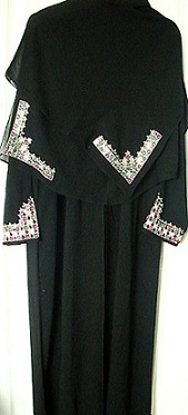 black saudi abaya