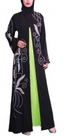 nadira abaya